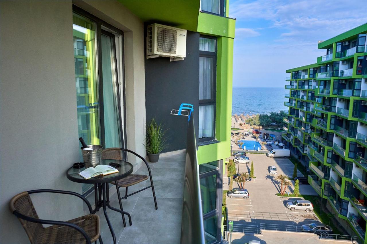 Vibe Apartment- Spa N Pools Beach Resort นาโวดาริ ภายนอก รูปภาพ
