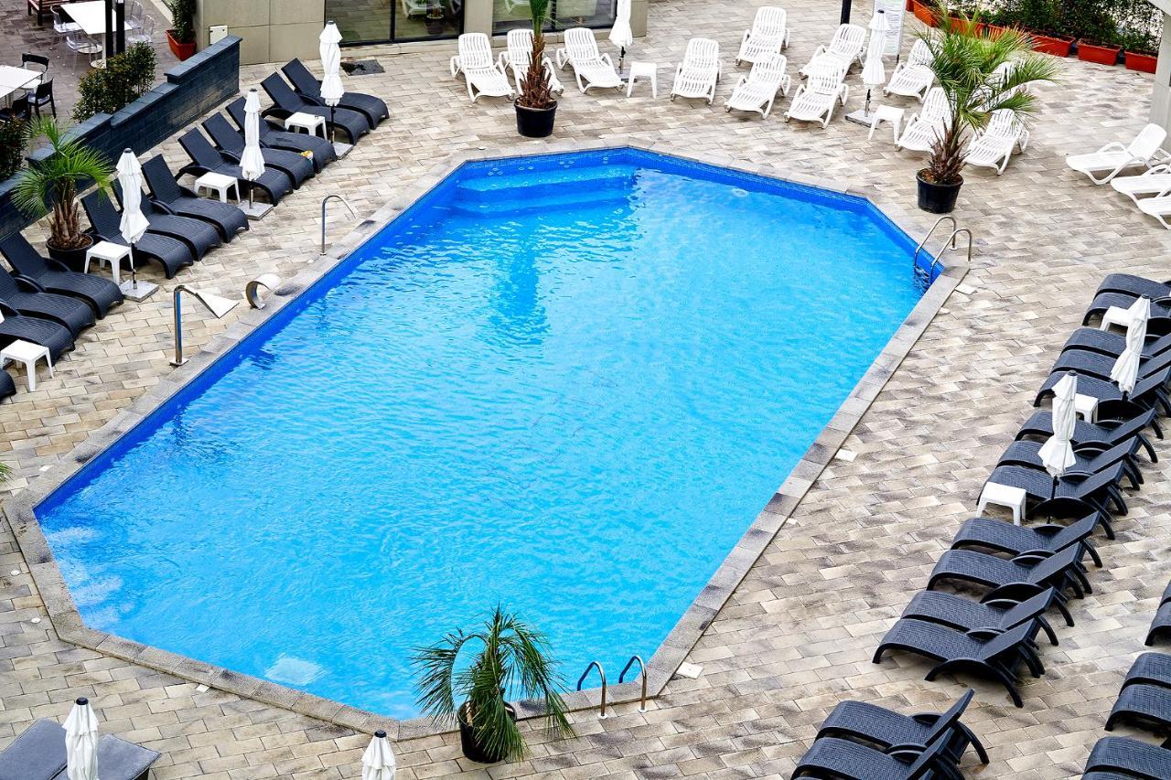 Vibe Apartment- Spa N Pools Beach Resort นาโวดาริ ภายนอก รูปภาพ