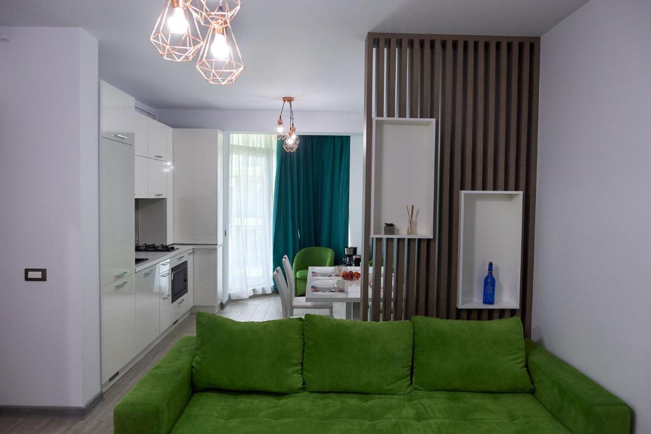 Vibe Apartment- Spa N Pools Beach Resort นาโวดาริ ภายนอก รูปภาพ