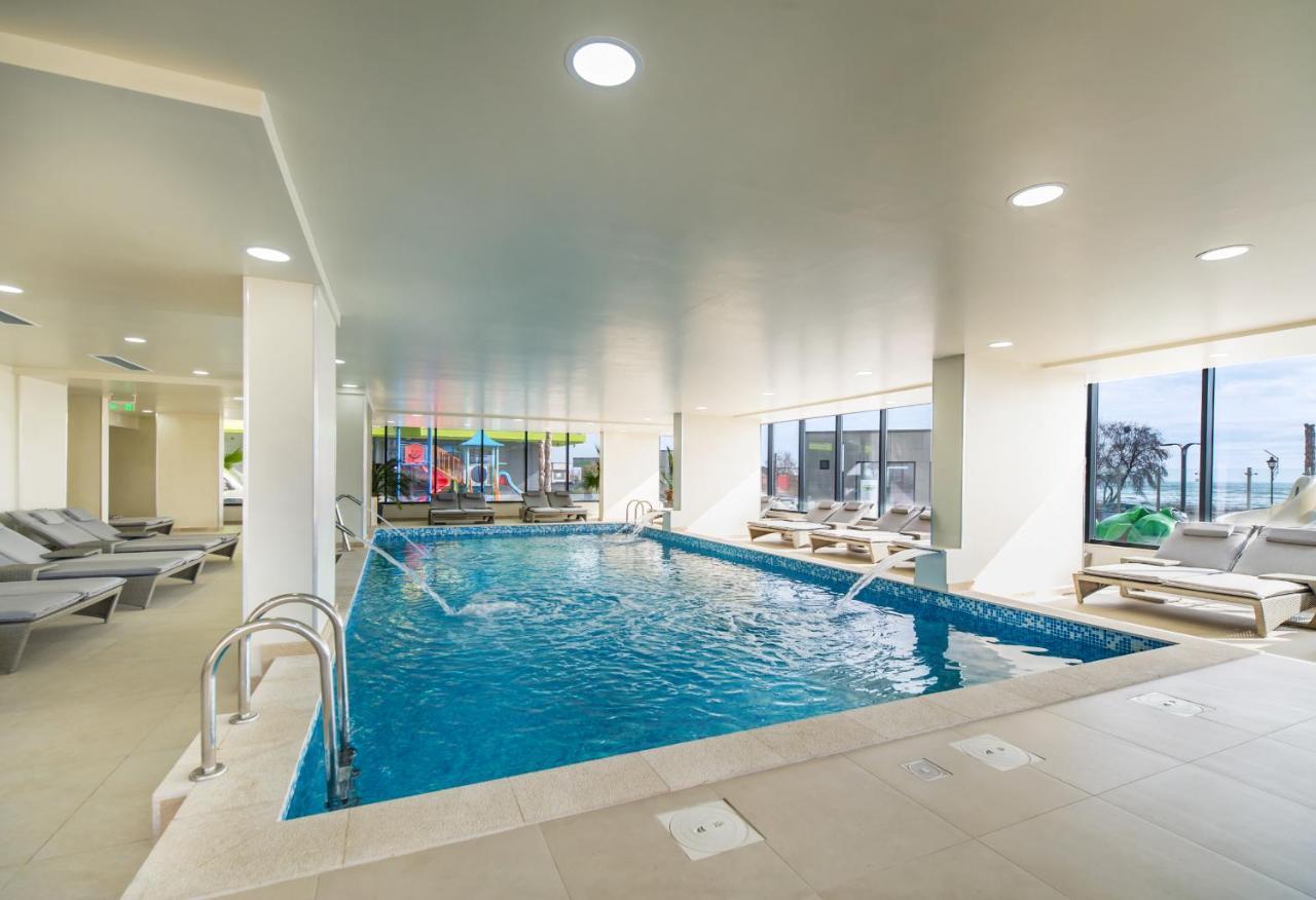 Vibe Apartment- Spa N Pools Beach Resort นาโวดาริ ภายนอก รูปภาพ